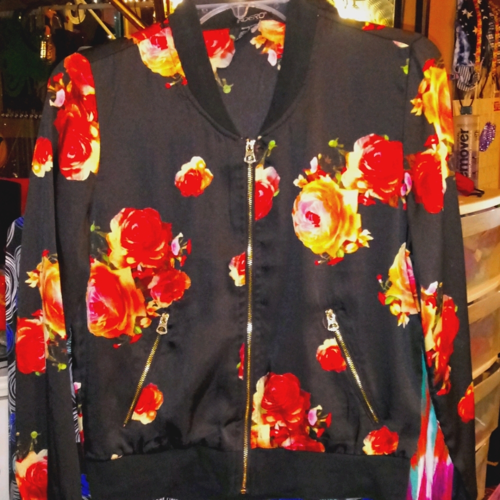 🔥Rose Print Floral Jacket